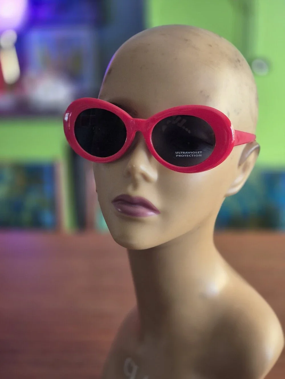 Red Retro Oval Women's Sunglasses with UV Protection